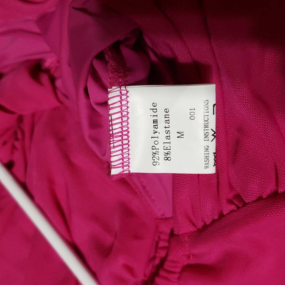 Elegant Pink/Fuschia Women's Ruched Bodycon Dress.  Size: Medium - Picture 4 of 7